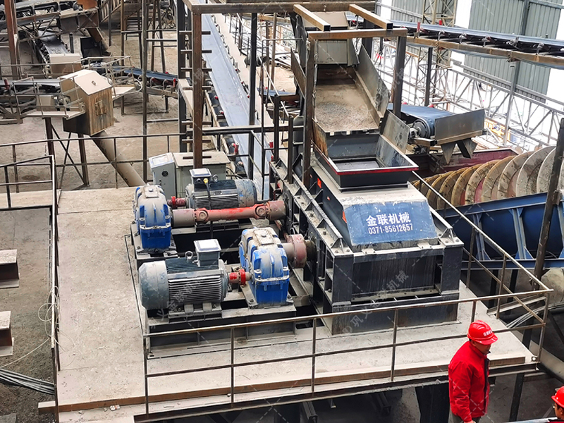 選購液壓對輥制砂機時容易被忽視的參數是什么？